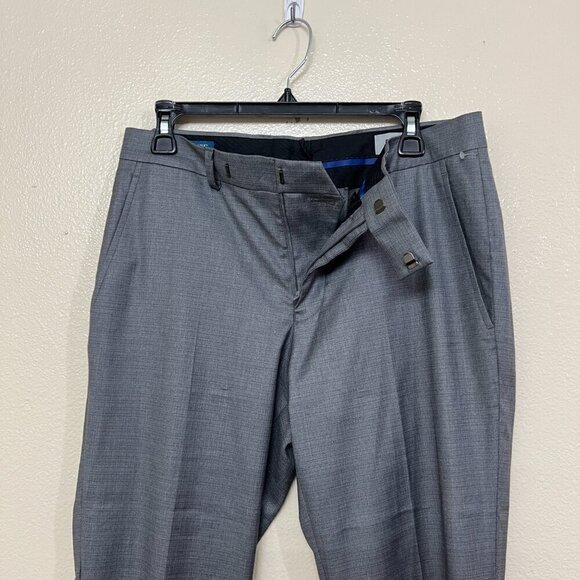 Kenneth Cole Reaction Men's Slim-Fit Techni-Cole Canvas 31W 38S Pants in Gray - Picture 4 of 9